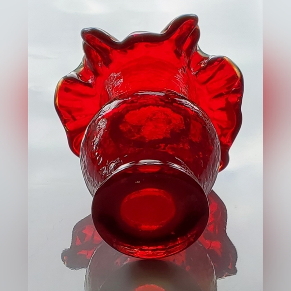 Kanawha Cadmium Crackle 5" Ruffle Vase - Picture 16 of 16